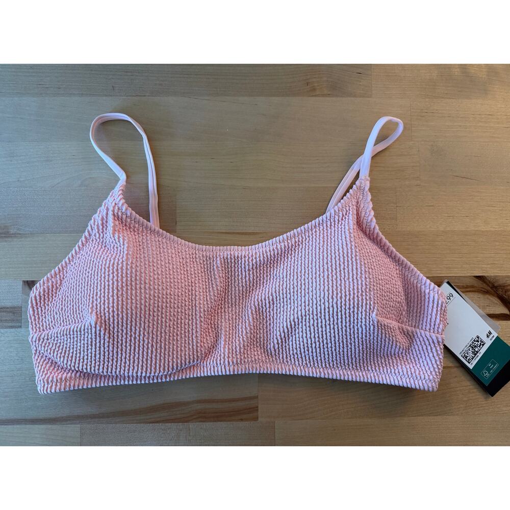 Light Pink H&M Textured Bikini Top with Adjustable Shoulder Straps Size 12 NWT